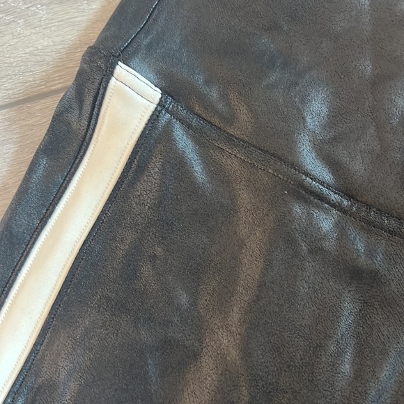 Spanx faux leather black and white stripe leggings - Picture 6 of 8